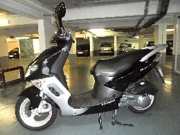 Scooter occasion : PEUGEOT Sum Up 125 
