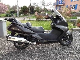 Scooter occasion : HONDA SW-T 400 